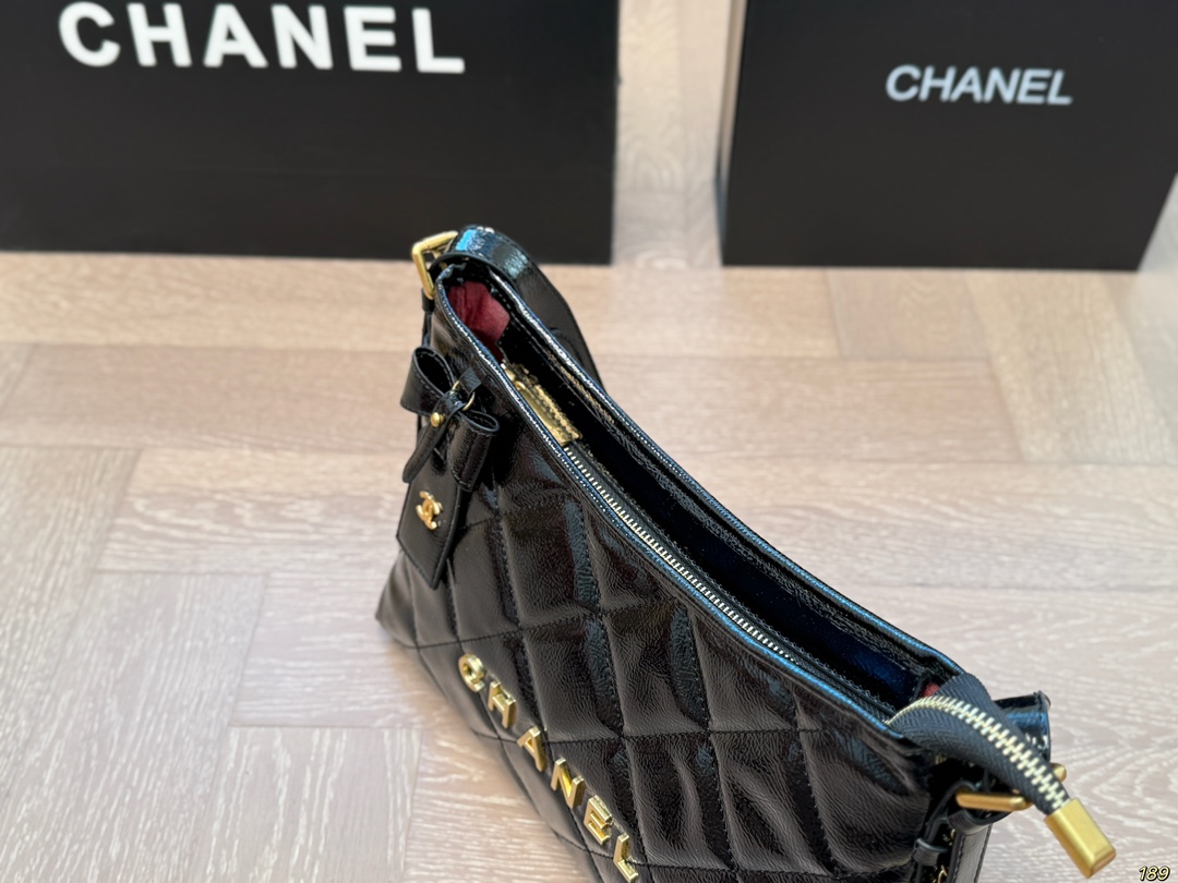 Chanel Shoulder Hobo Bag 039 DB051 28cm