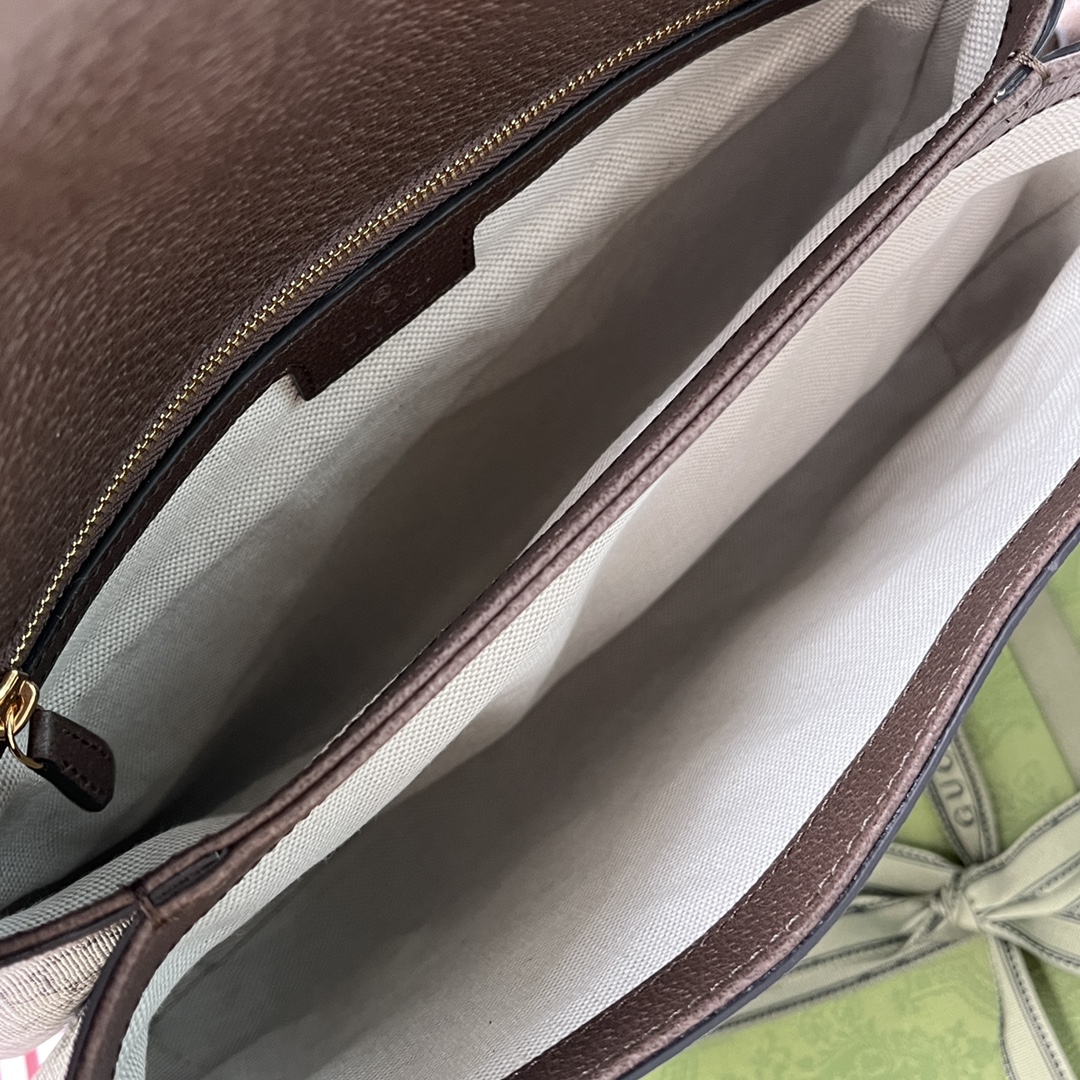 GUCCI Blondie Shoulder Bag 699210