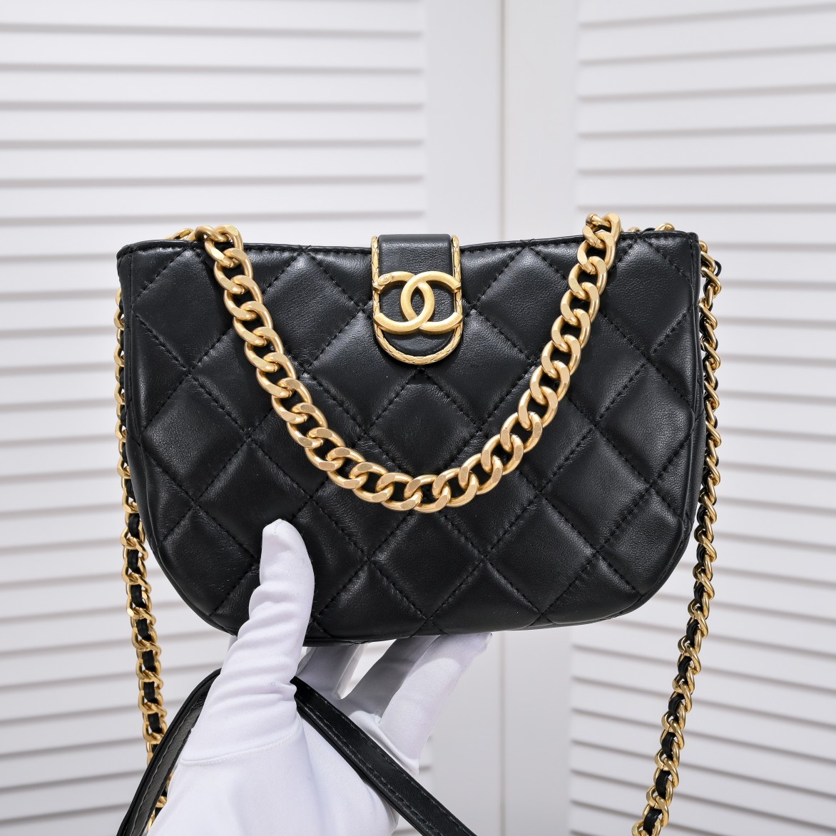 Chanel Stray Bag Shoulder Bag Handbag