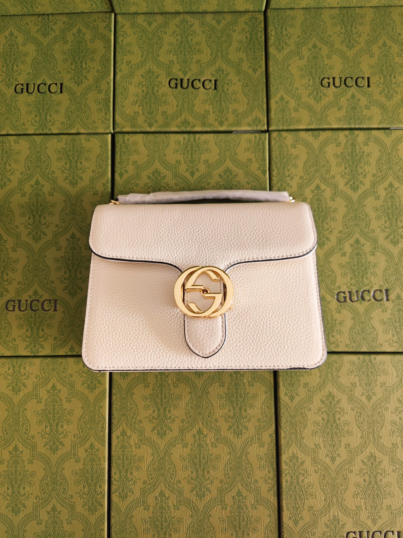 Gucci510304smile002 20 x 15 x 7.5cm