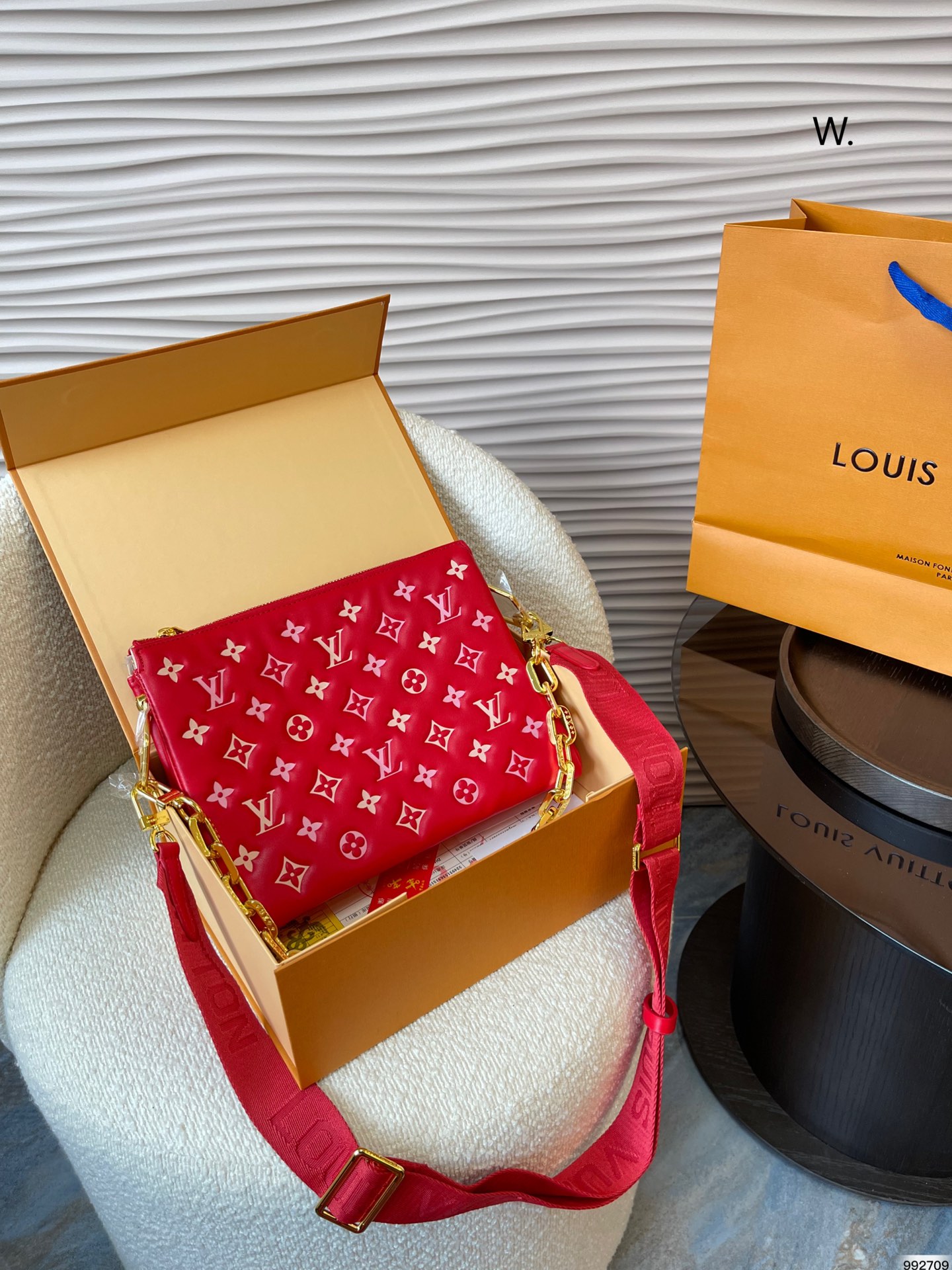 10A + quality LV Coussin PM M57793 DB081 27cm