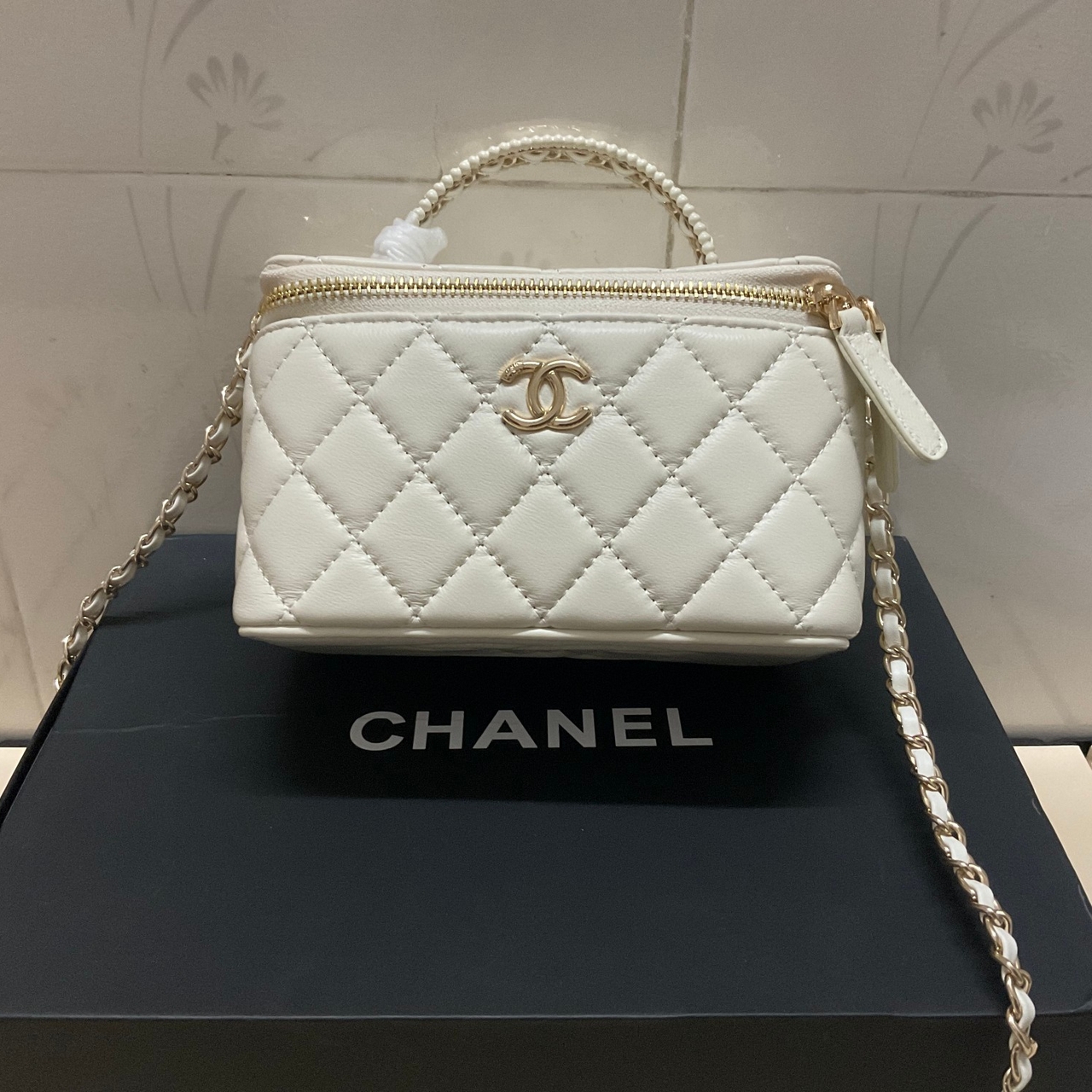 Chanel Cosmetic bag 787
