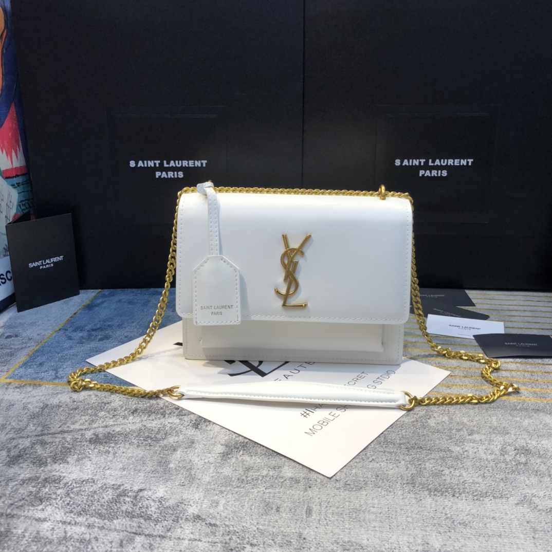 YSL SUNSET MEDIUM CHAIN BAG IN SMOOTH LEATHER