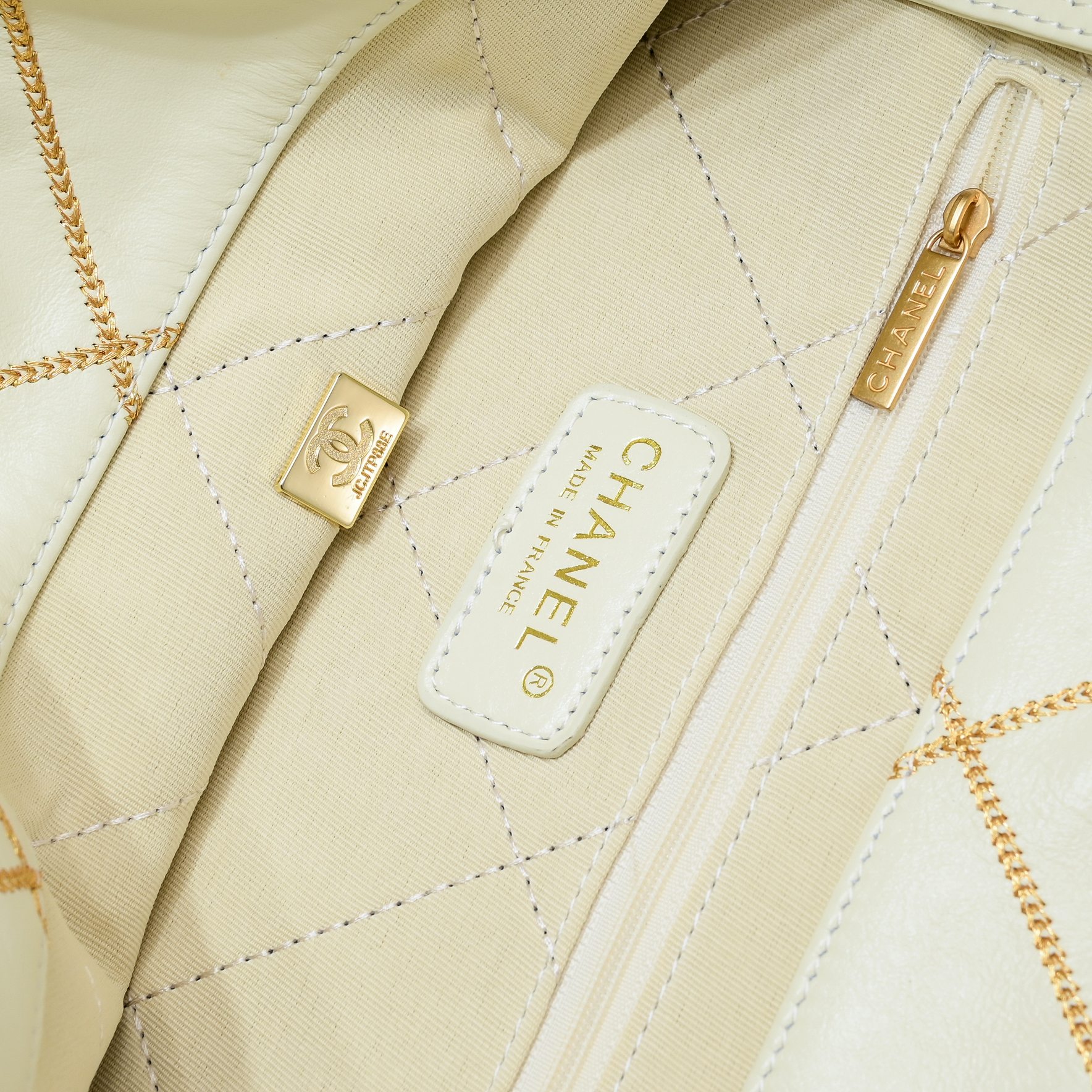 Chanel 22 Bag Pearl Bag Golden Thread Large Shoulder Bag Handbag