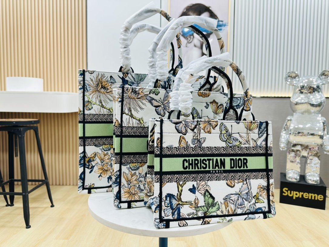 10A + top quality Dior Book Tote 005 DD071032042 26.5-42cm