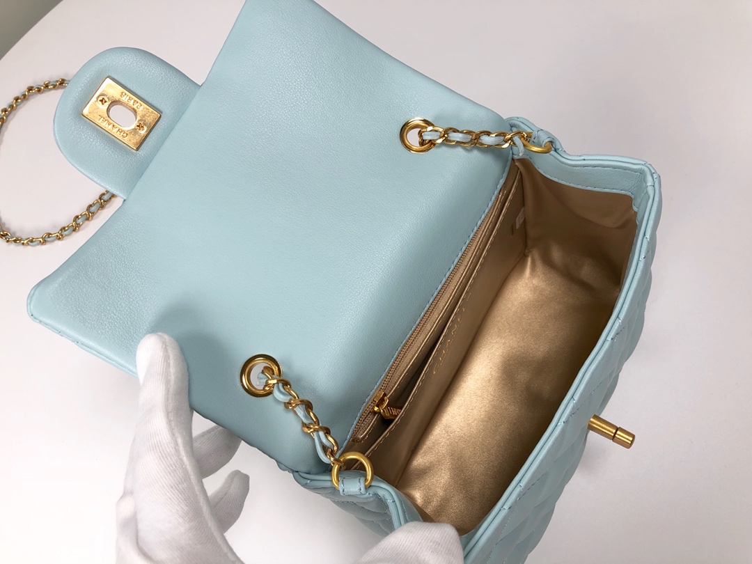 Chanel Cross Body Metal Ball Chain Shoulder Bag Handbag