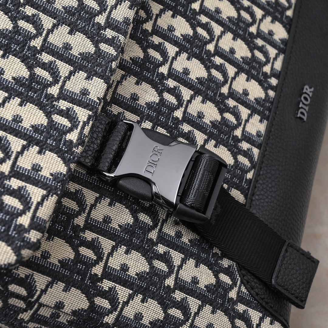 Dior Explorer Messenger Bag 1060 LM002 31cm