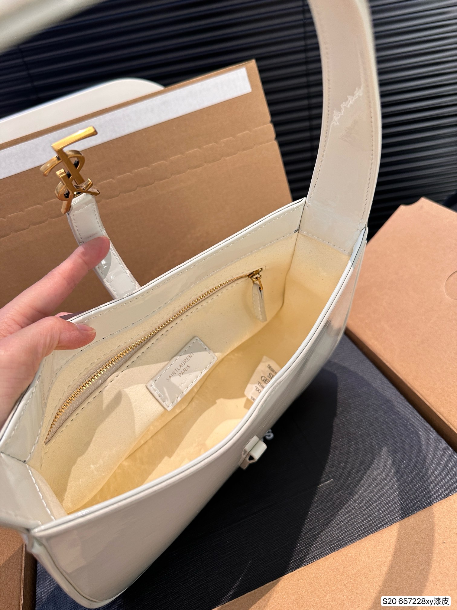 YSL Le5A7 Bag 657228 DB561 25cm