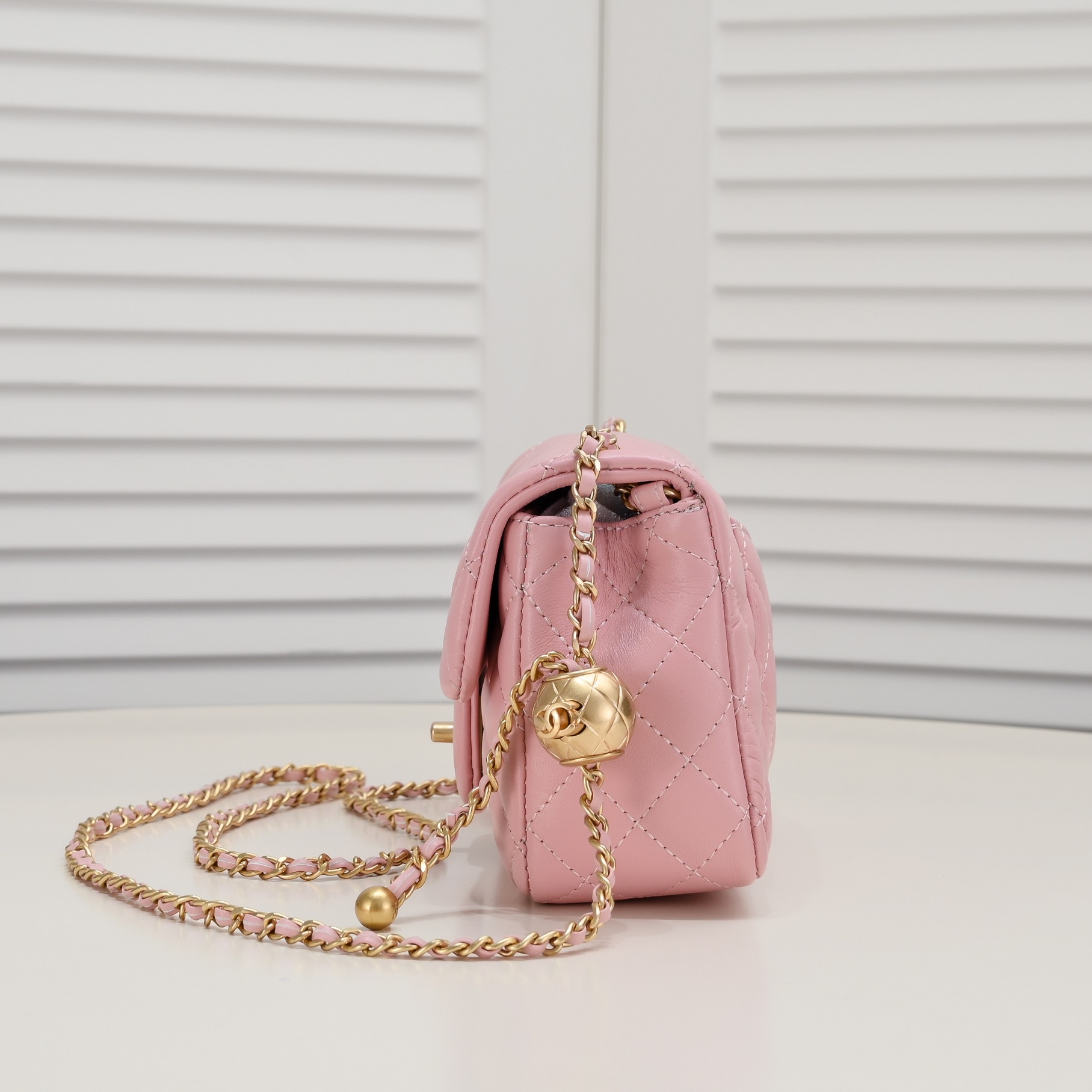 Chanel Cross Body Metal Ball Chain Shoulder Bag Handbag