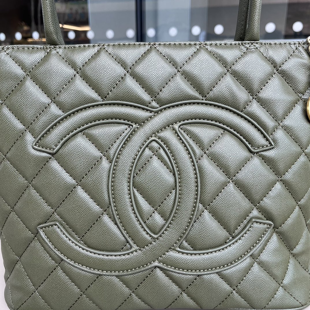 Chanel 3326 Green LM091 30cm