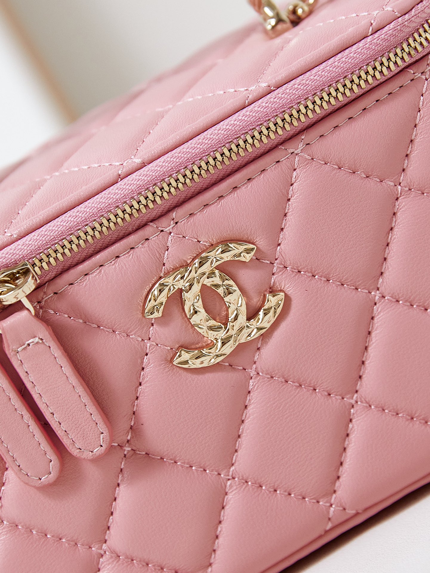 Chanel 10A Handbag Shoulder Bag Top Mirror Quality Version