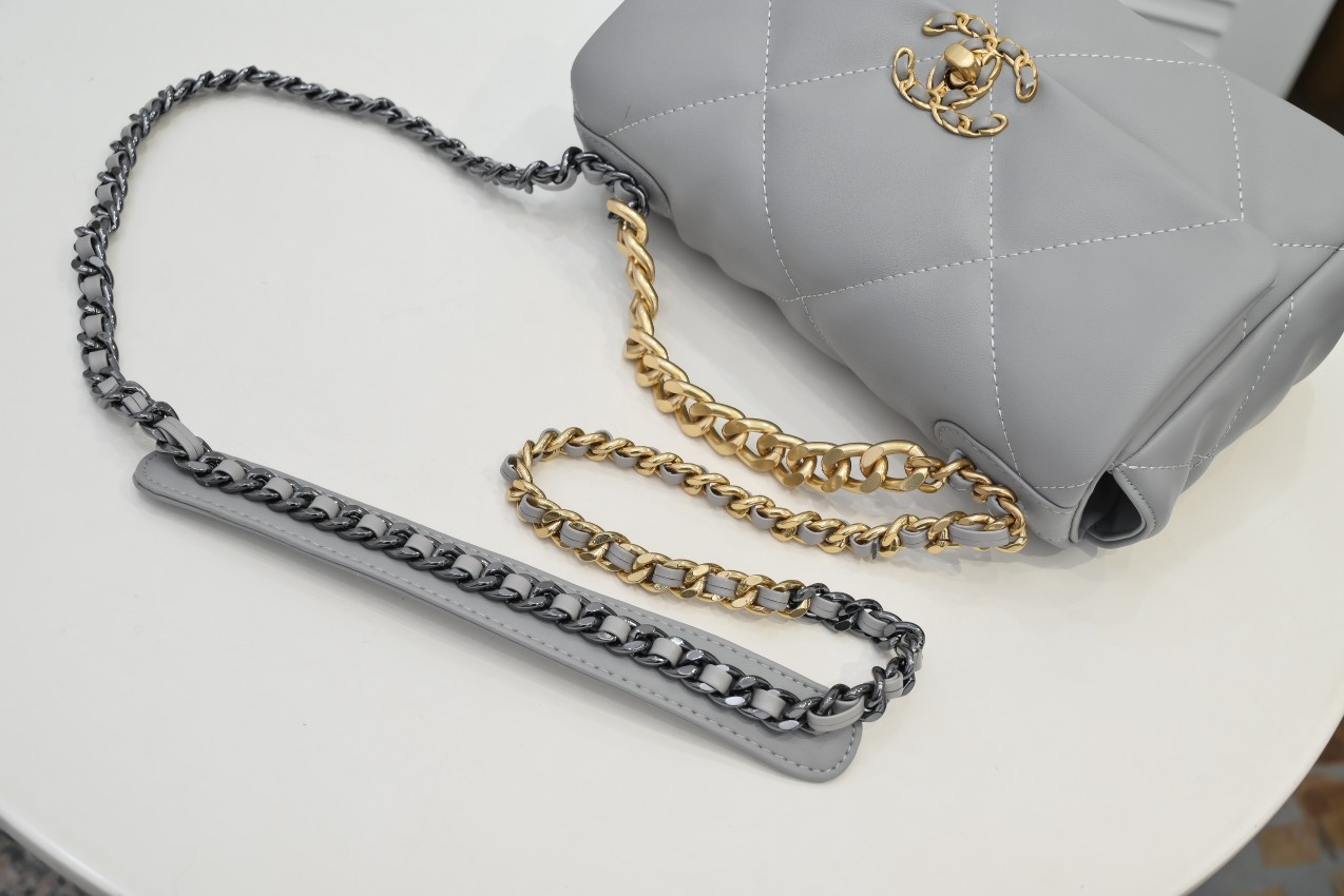 Chanel Lambskin Quilted Small 19 Flap Shoulder Bag Handbag