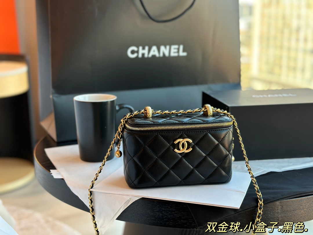 Chanel Cosmetic case 002 LM541551 11-16cm