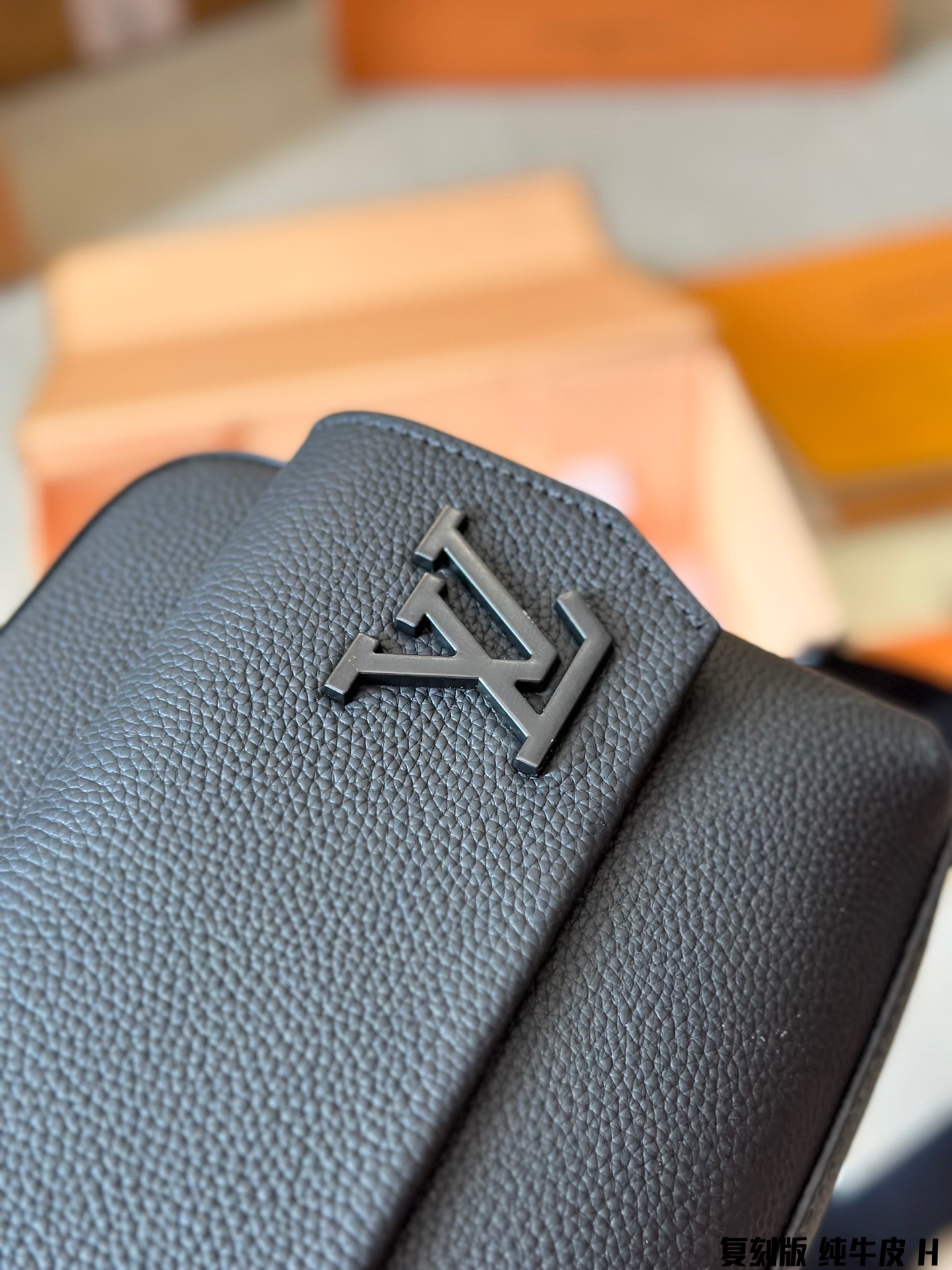 10A + quality LV Fastline Messenger Bag M22482 DB552 23.5cm