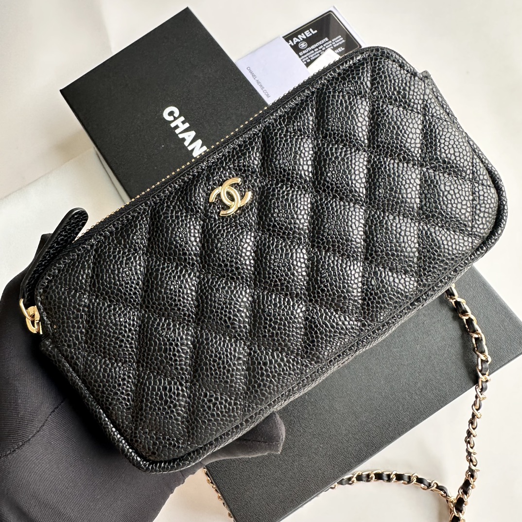 Chanel 50172 Black with gold LM521 20cm