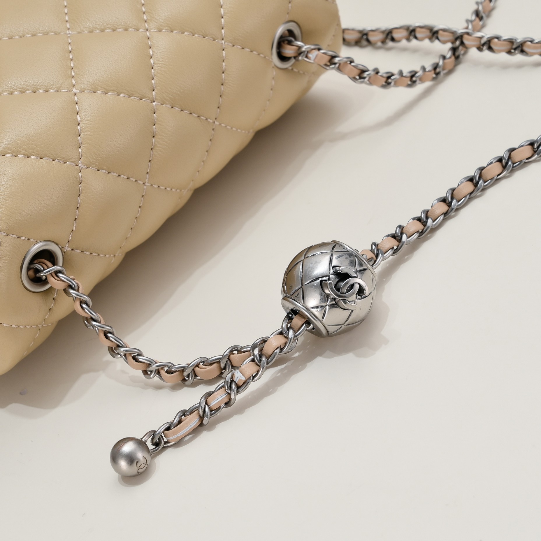 Chanel Cross Body Metal Ball Chain Shoulder Bag Handbag