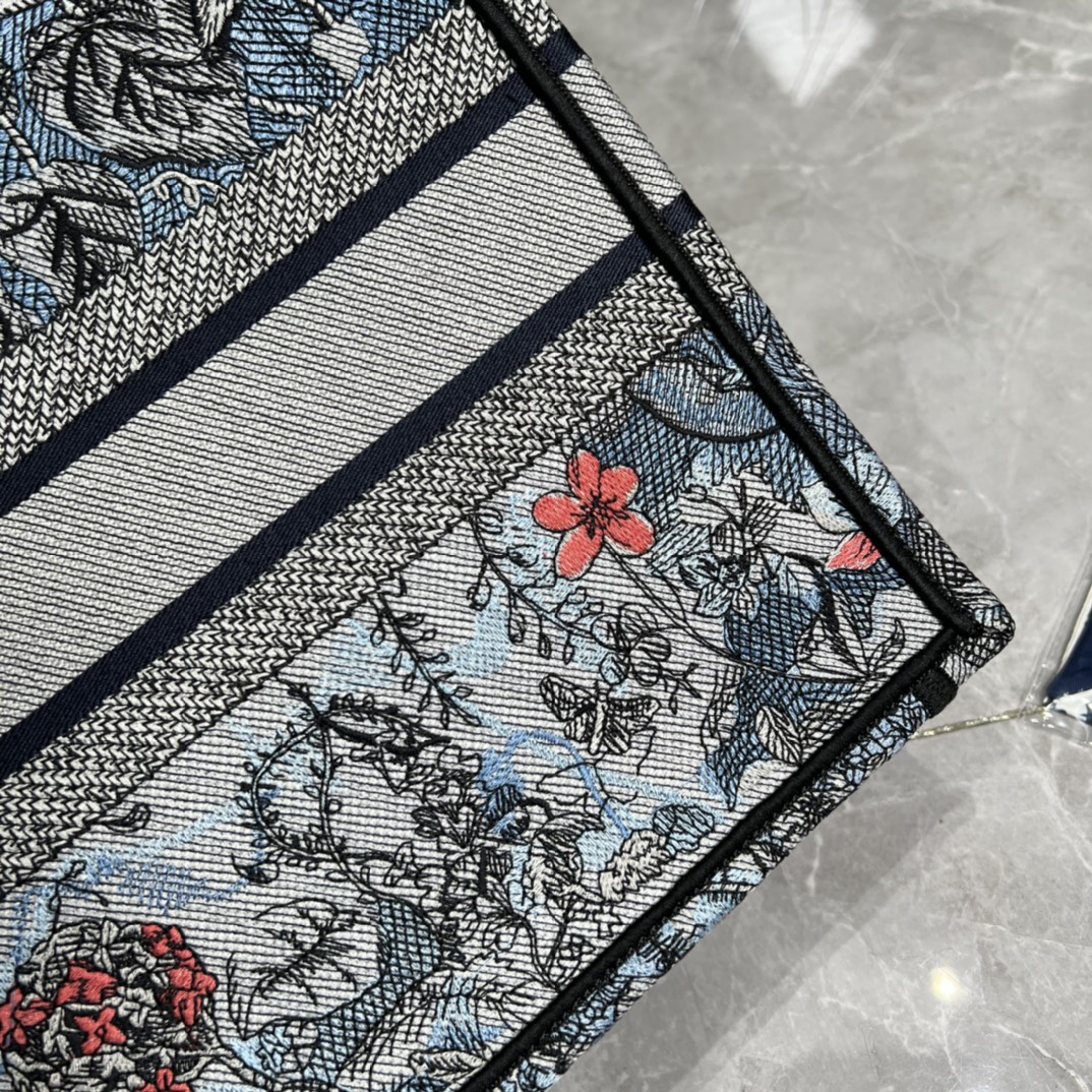 10A + top quality Medium Dior Book Tote 0175 XB022 36cm