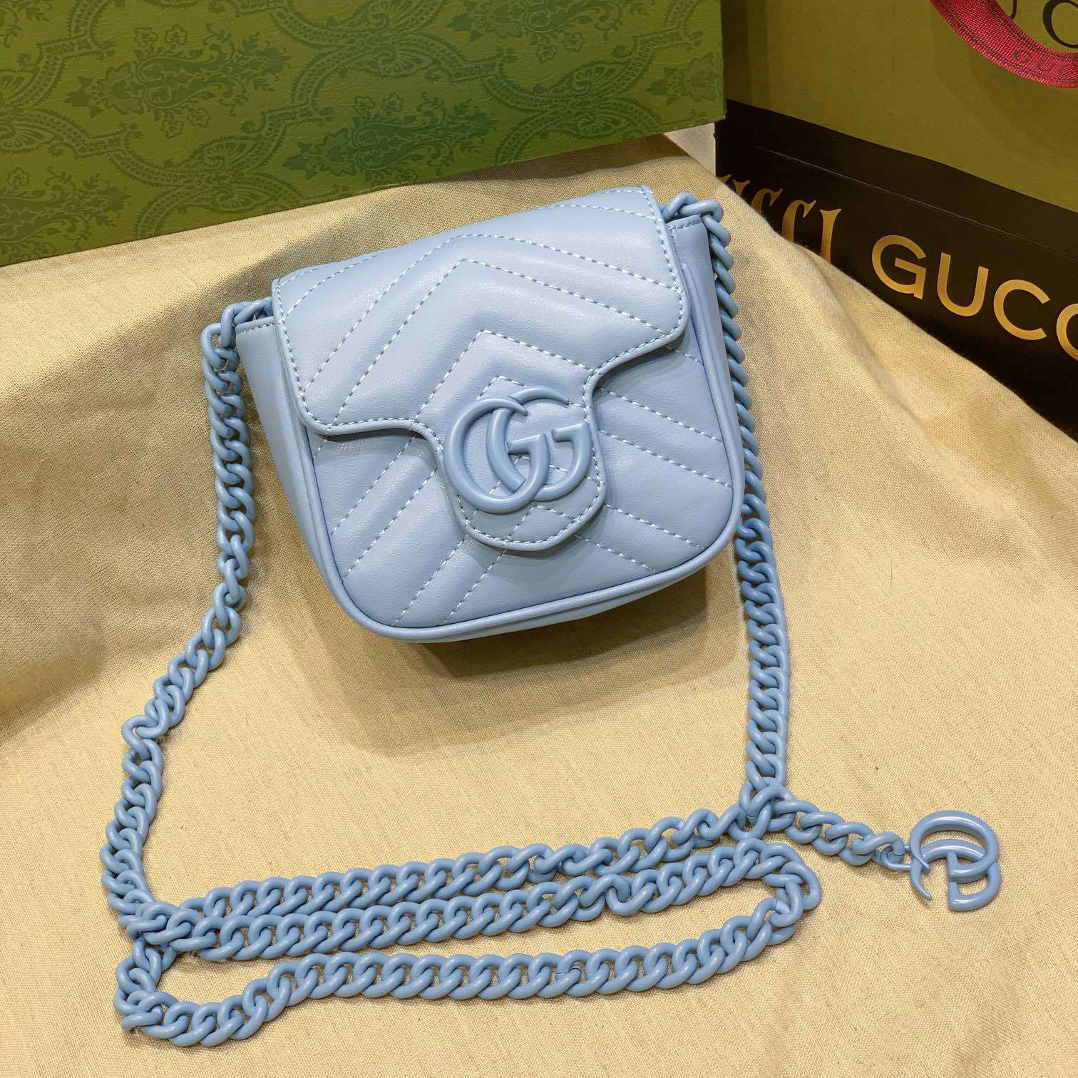 Gucci Marmmont Crossbody bag 739599