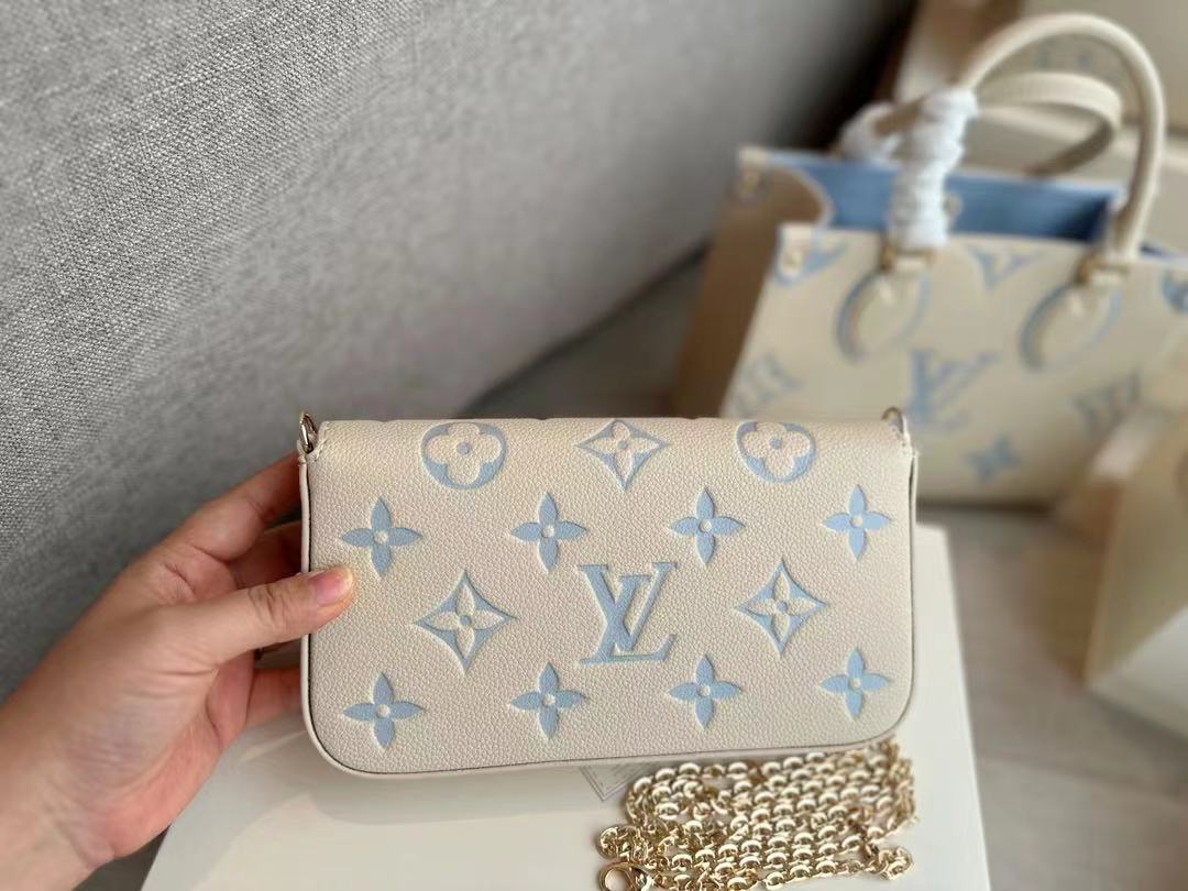 LV POCHETTE FÉLICIE Chain Bag M61276 LM071 22cm