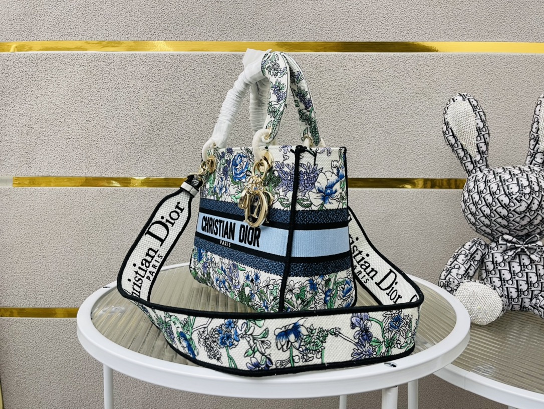 10A + top quality Dior Medium Lady D-Lite Bag 9920 DD003 24cm