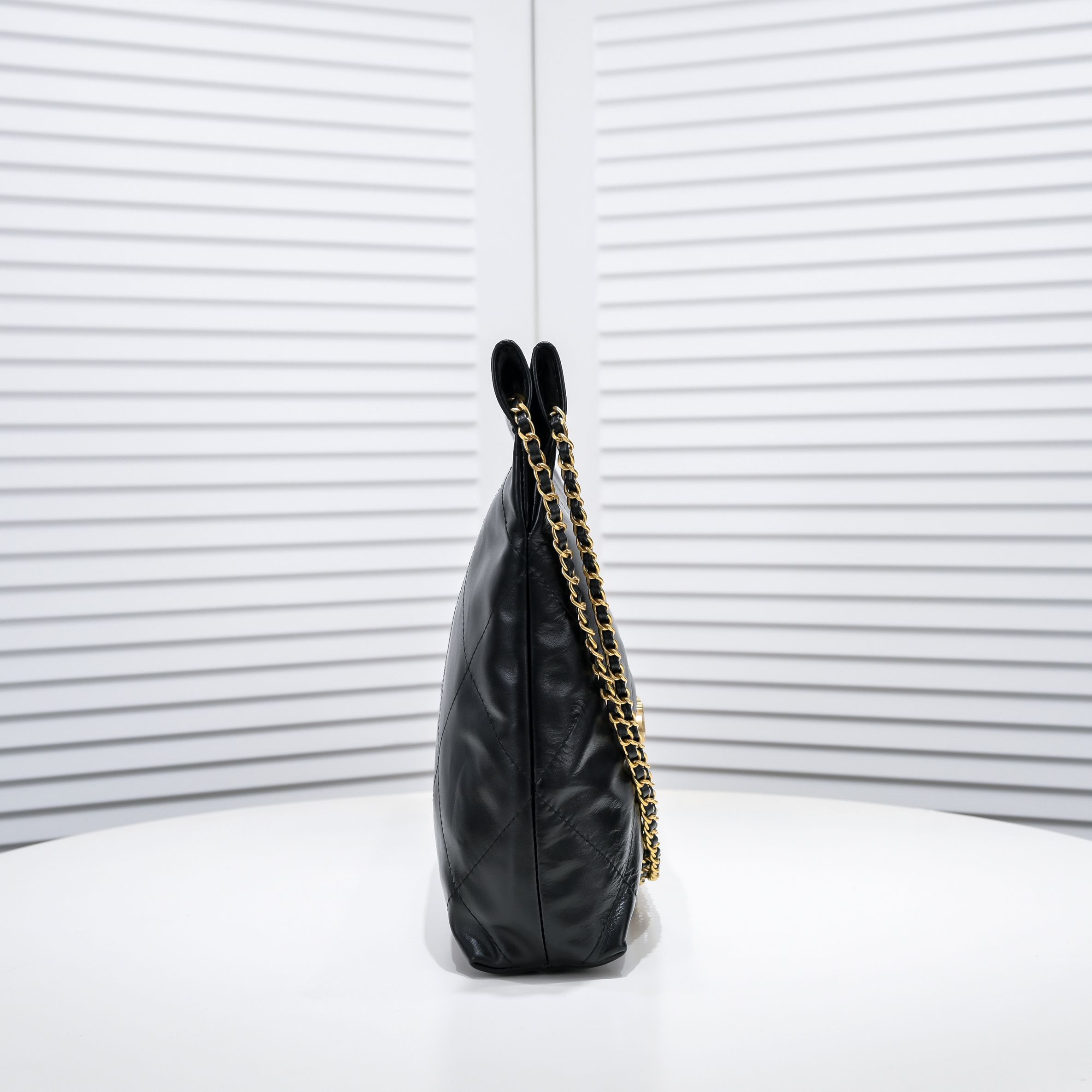 Chanel 22 Bag Pearl Bag Shoulder Bag Handbag