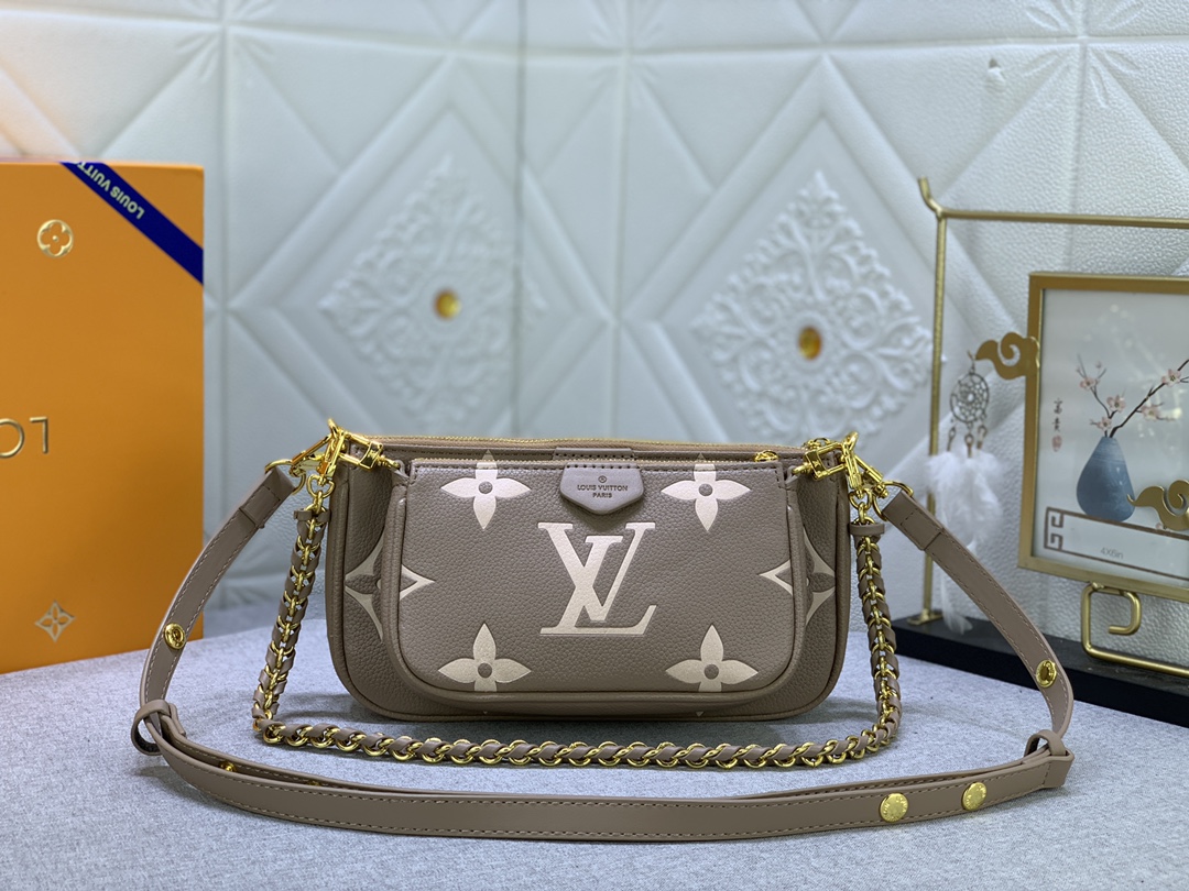 Louis Vuitton MULTI POCHETTE ACCESSOIRES