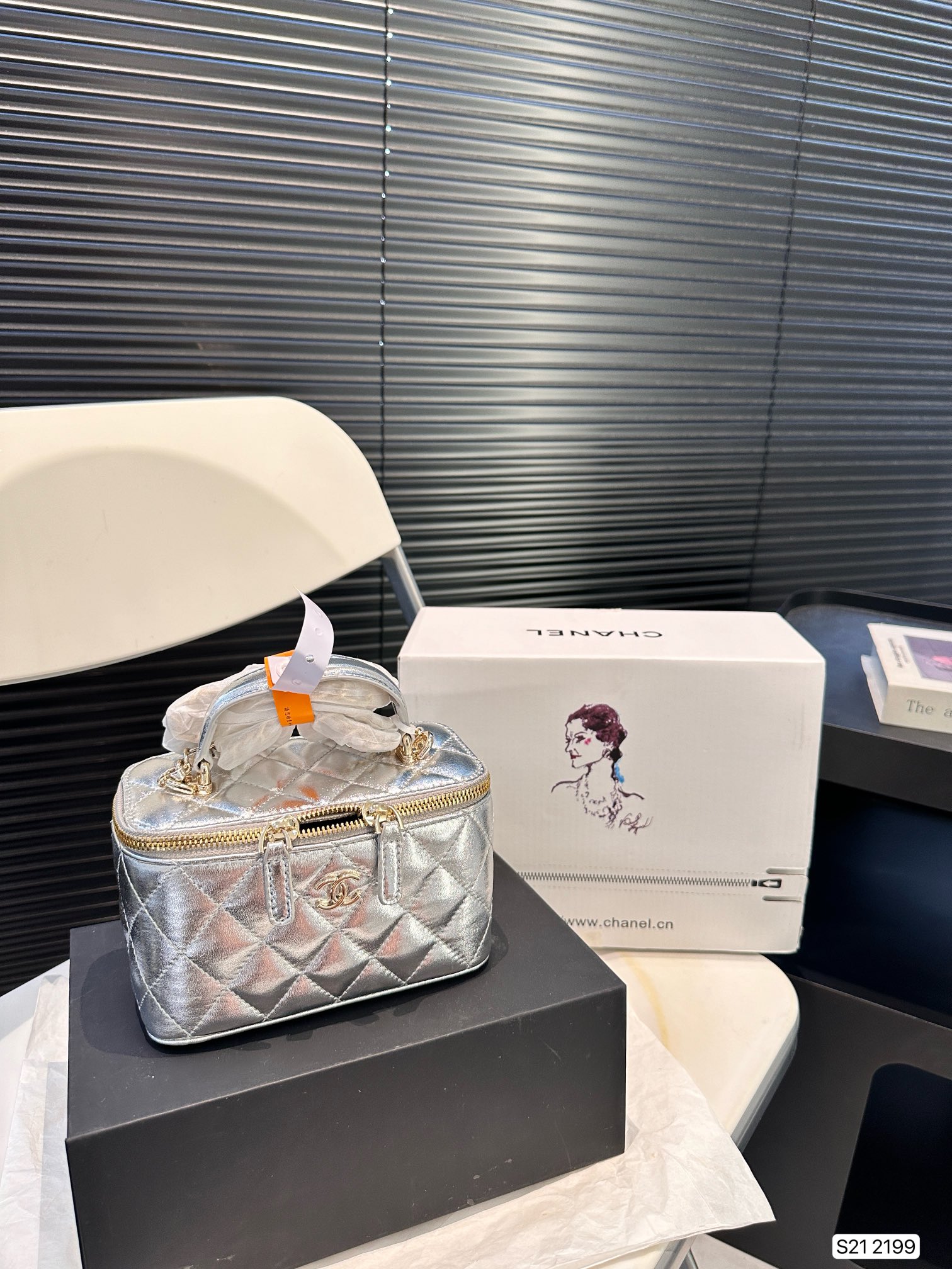 Chanel Handbag 2199 LLS071 16cm