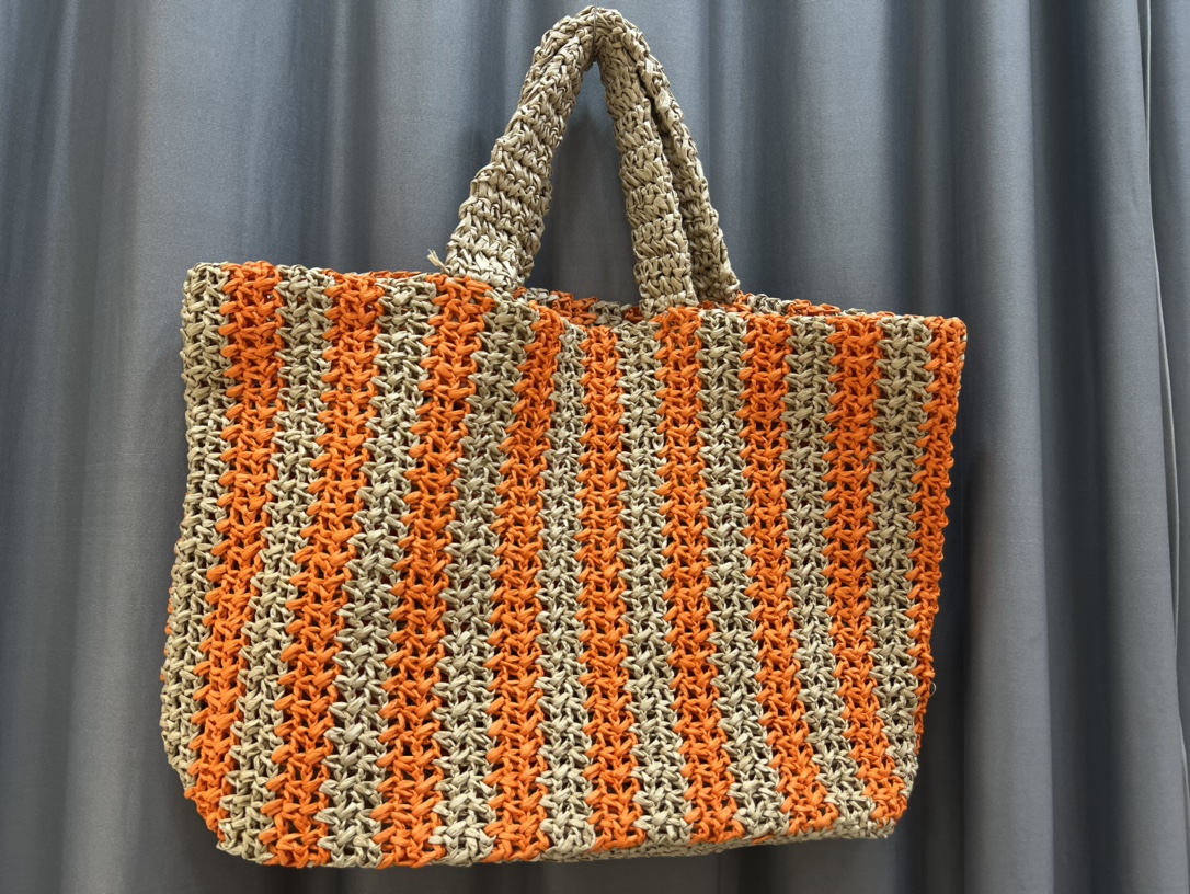 Prada 392 Orange LM051 40cm