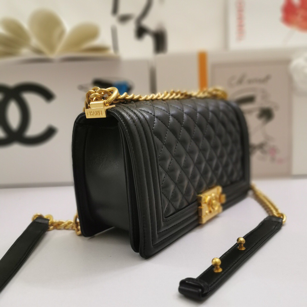 chanel6708PYD042