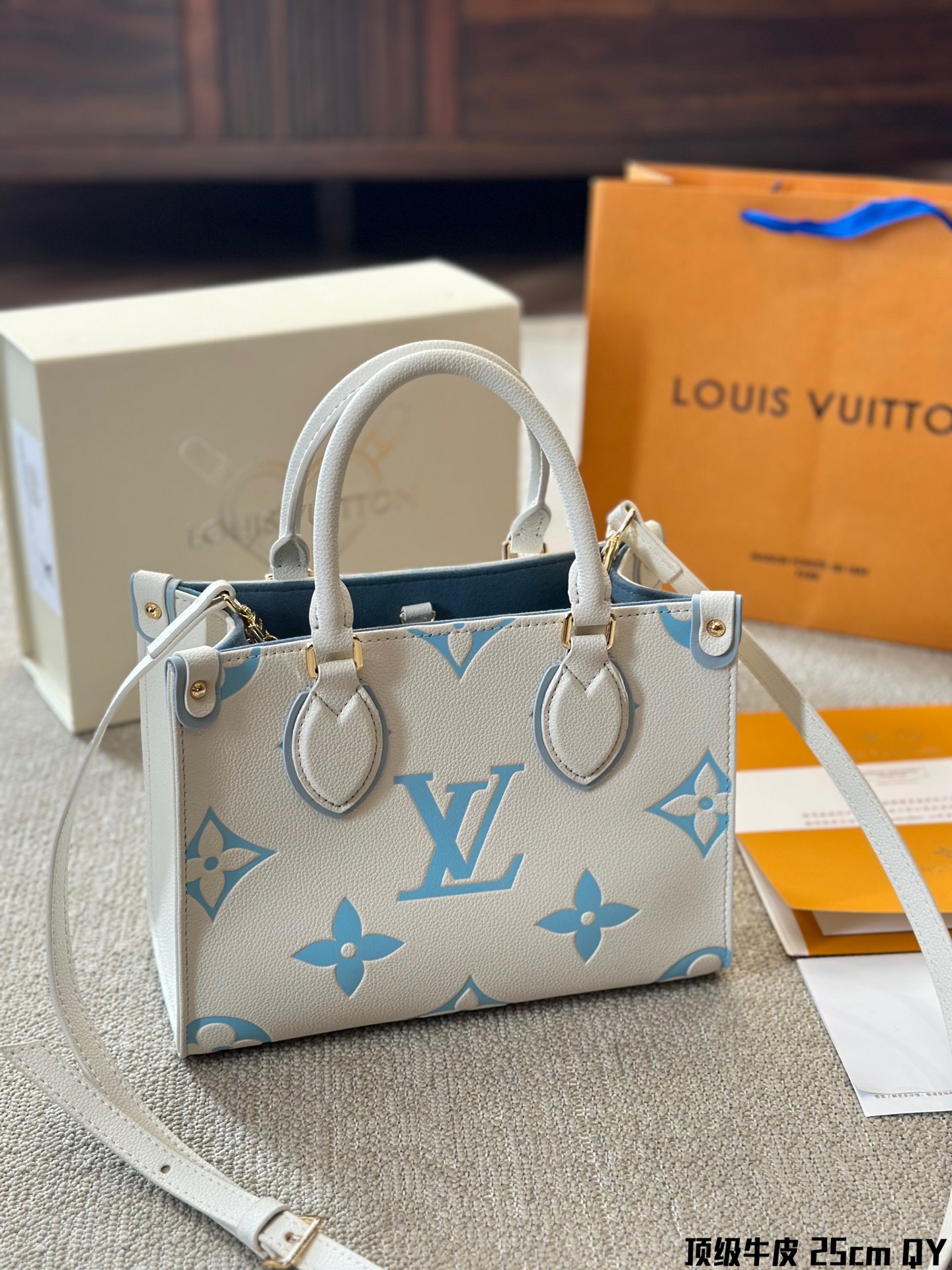 LV onthego Bag 006 DB502 25cm