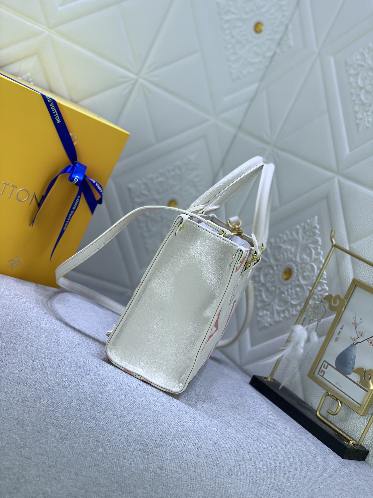 Louis Vuitton ONTHEGO PM LM051 25cm