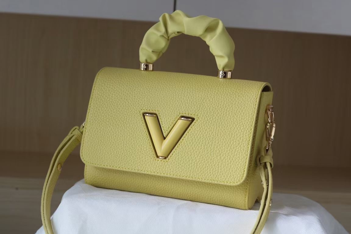 LV50360LM092 23 x 17 x 9.5 cm