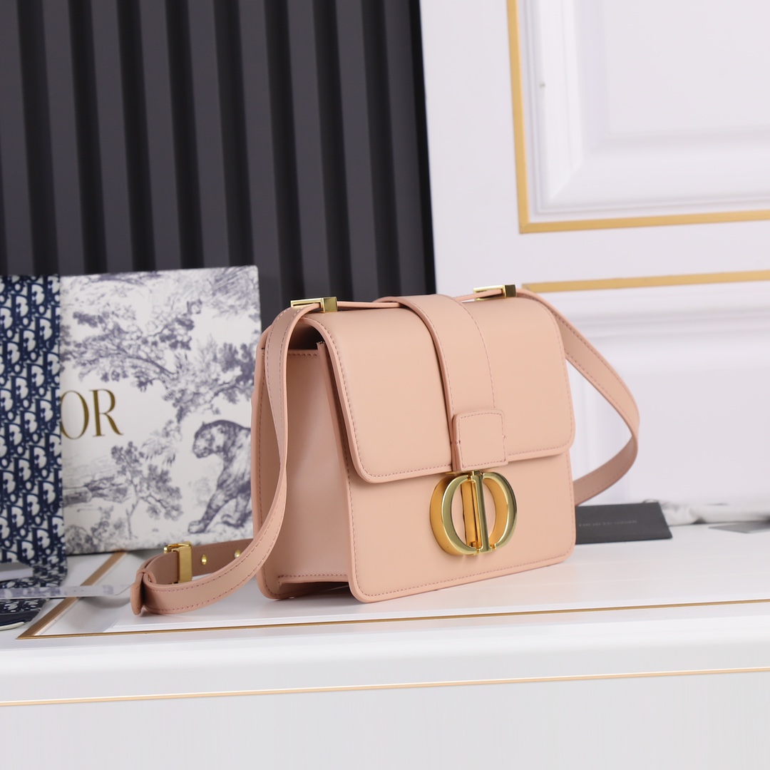 30 Montaigne Bag Pink CD-1001 XB081 24cm