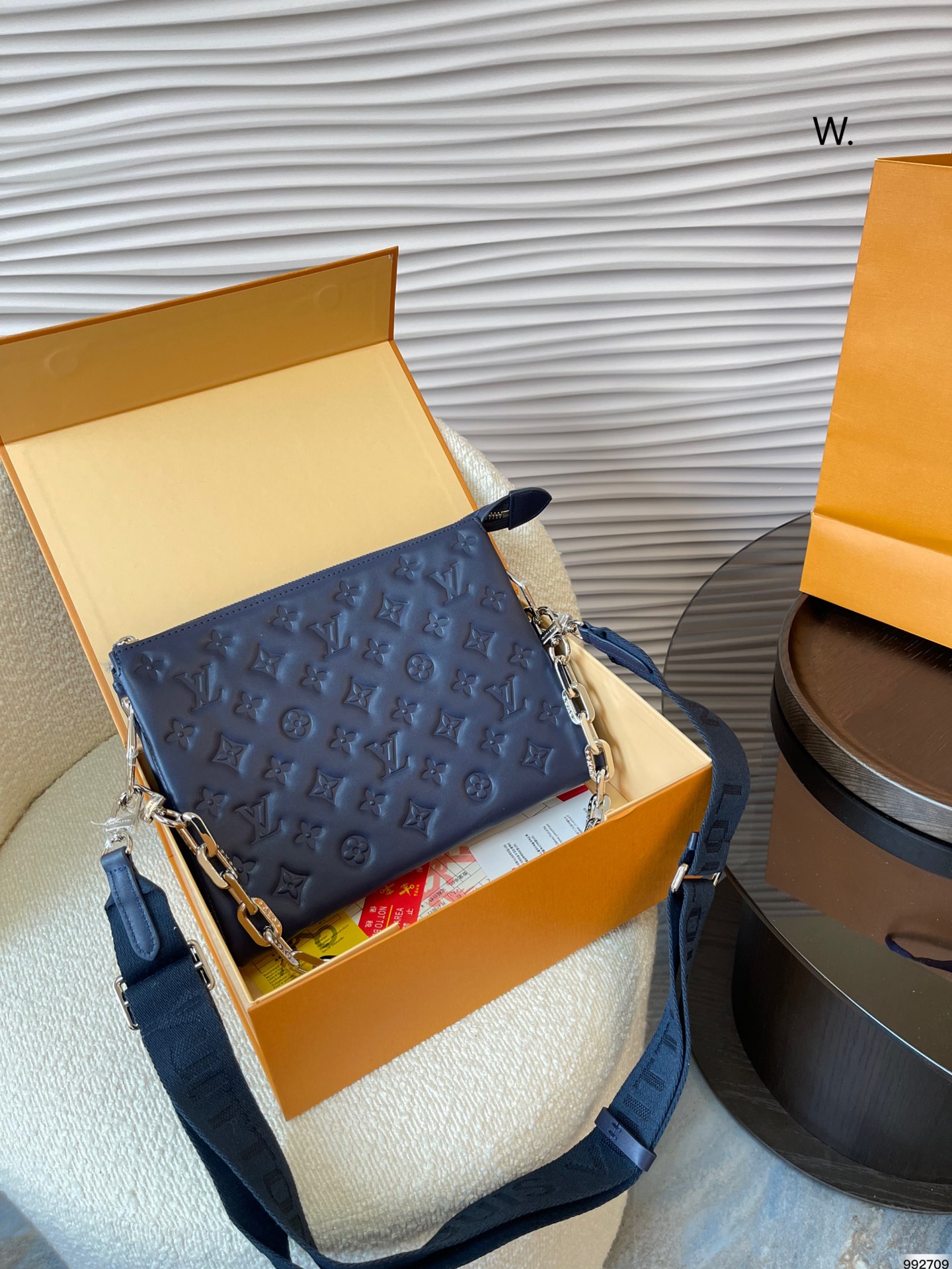 10A + quality LV Coussin PM M57793 DB081 27cm