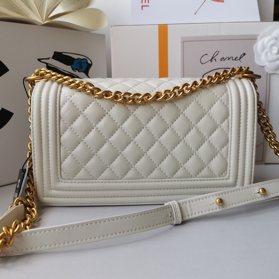chanel6708PYD042