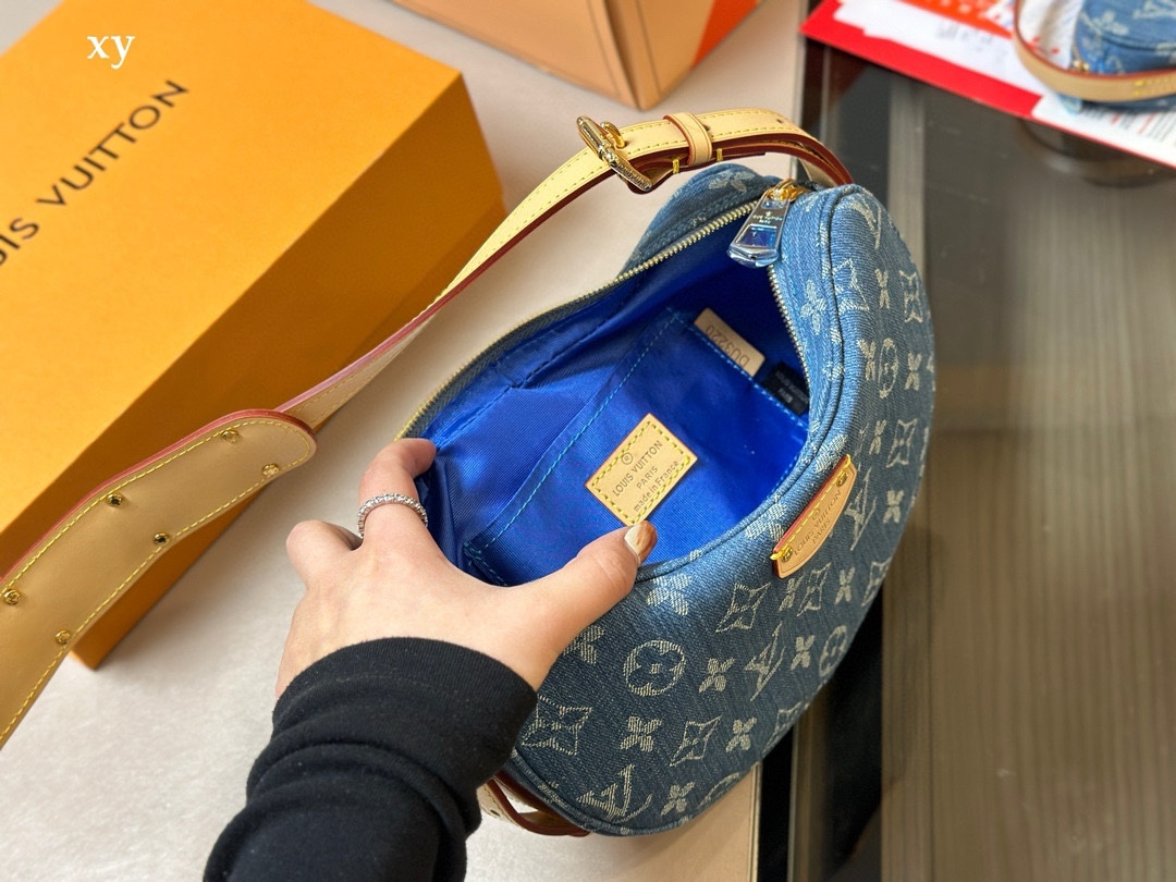 LV CROISSANT Bag 002 DB091 25cm