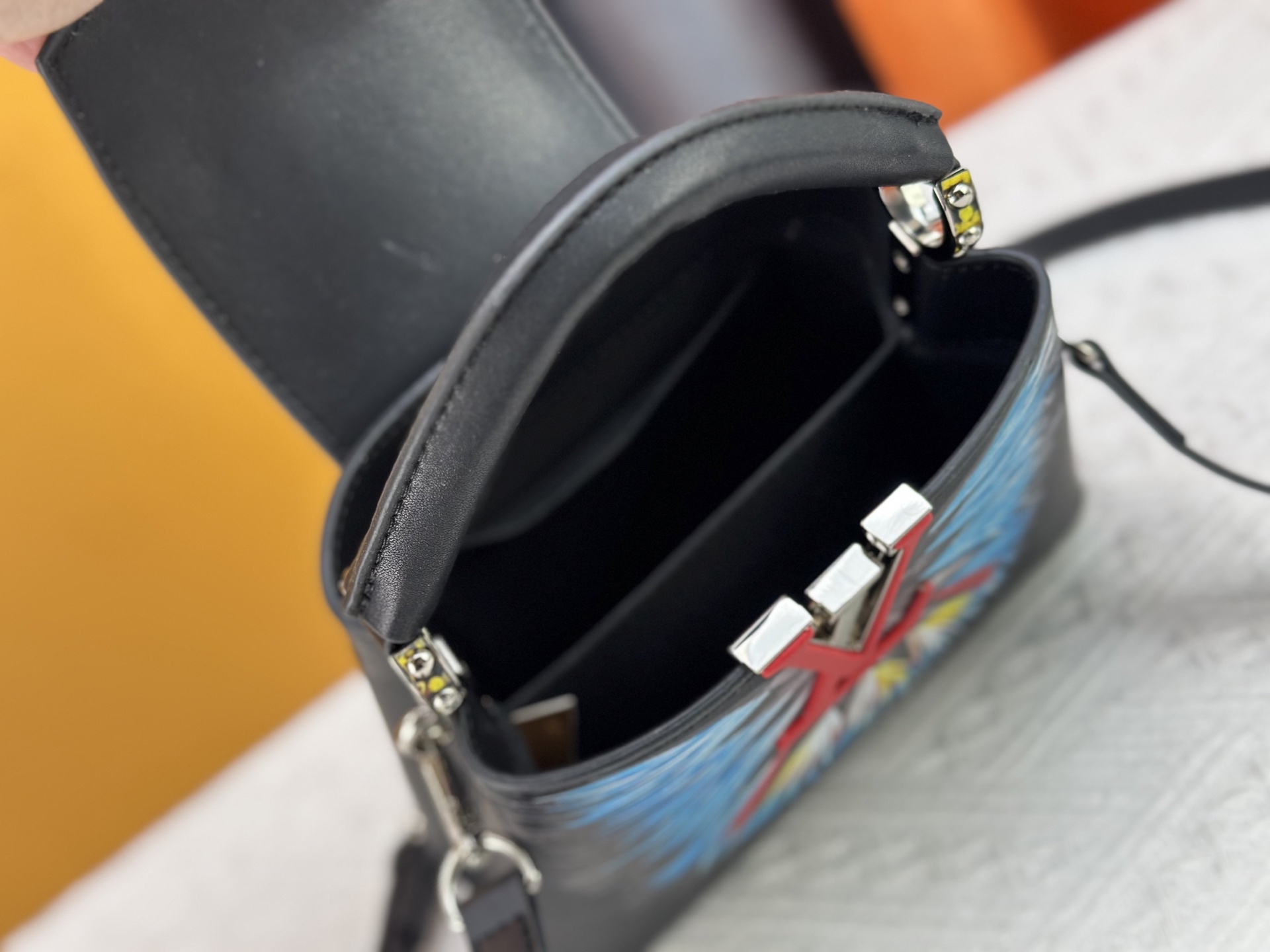 Louis Vuitton Capucines Mini Top Handle Bag M59939 M94519