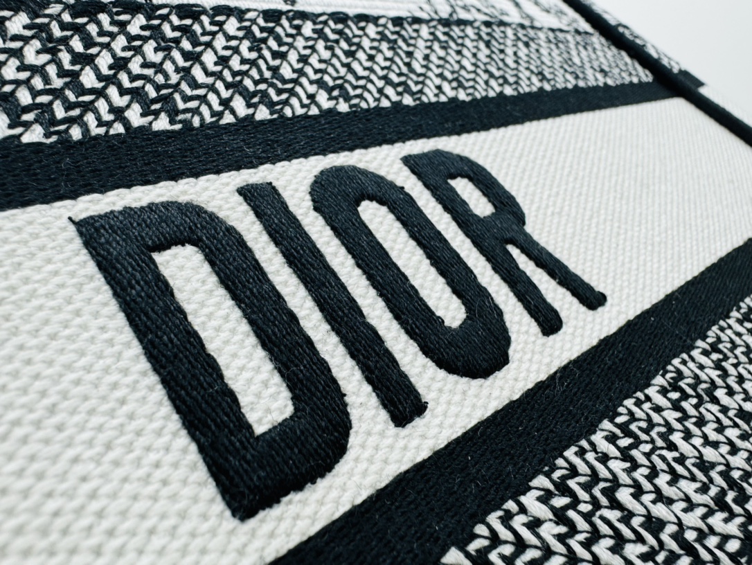 Dior Book Tote Embroider Medium Shoulder Bag Handbag