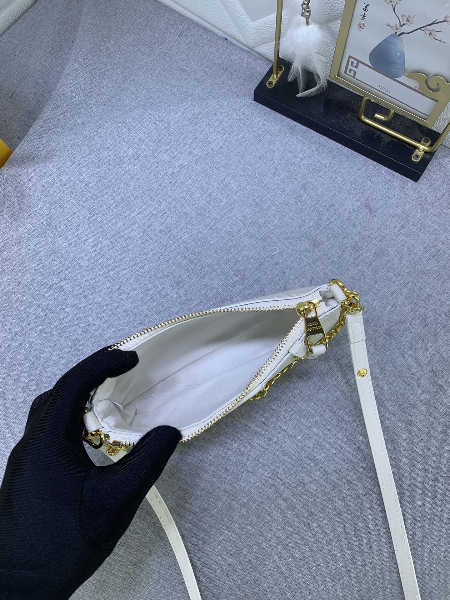 LV Easy Pouch On Strap Beige print M80349 MQ051 19cm