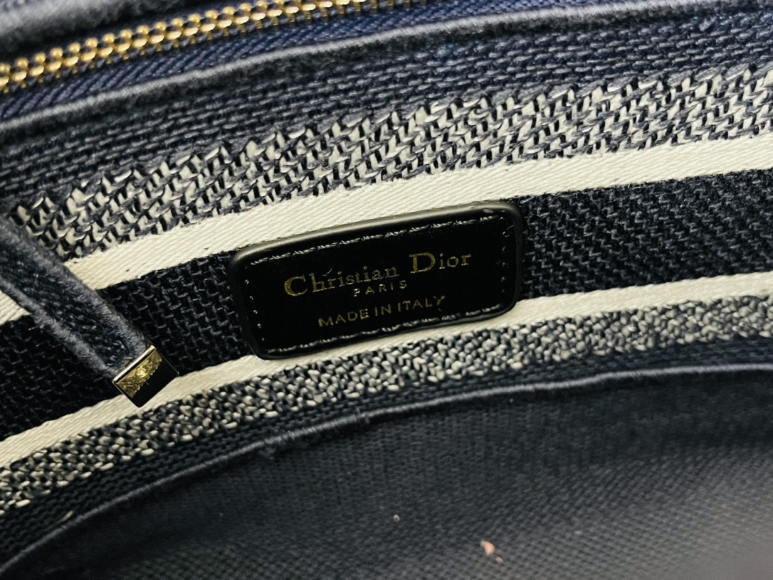 10A + top quality Dior Medium Lady D-Lite Bag 9920 DD003 24cm