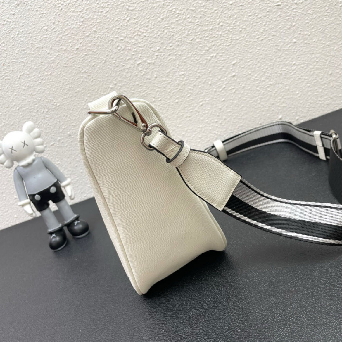 Prada Triangle Bag 2VH155 LM051 28cm