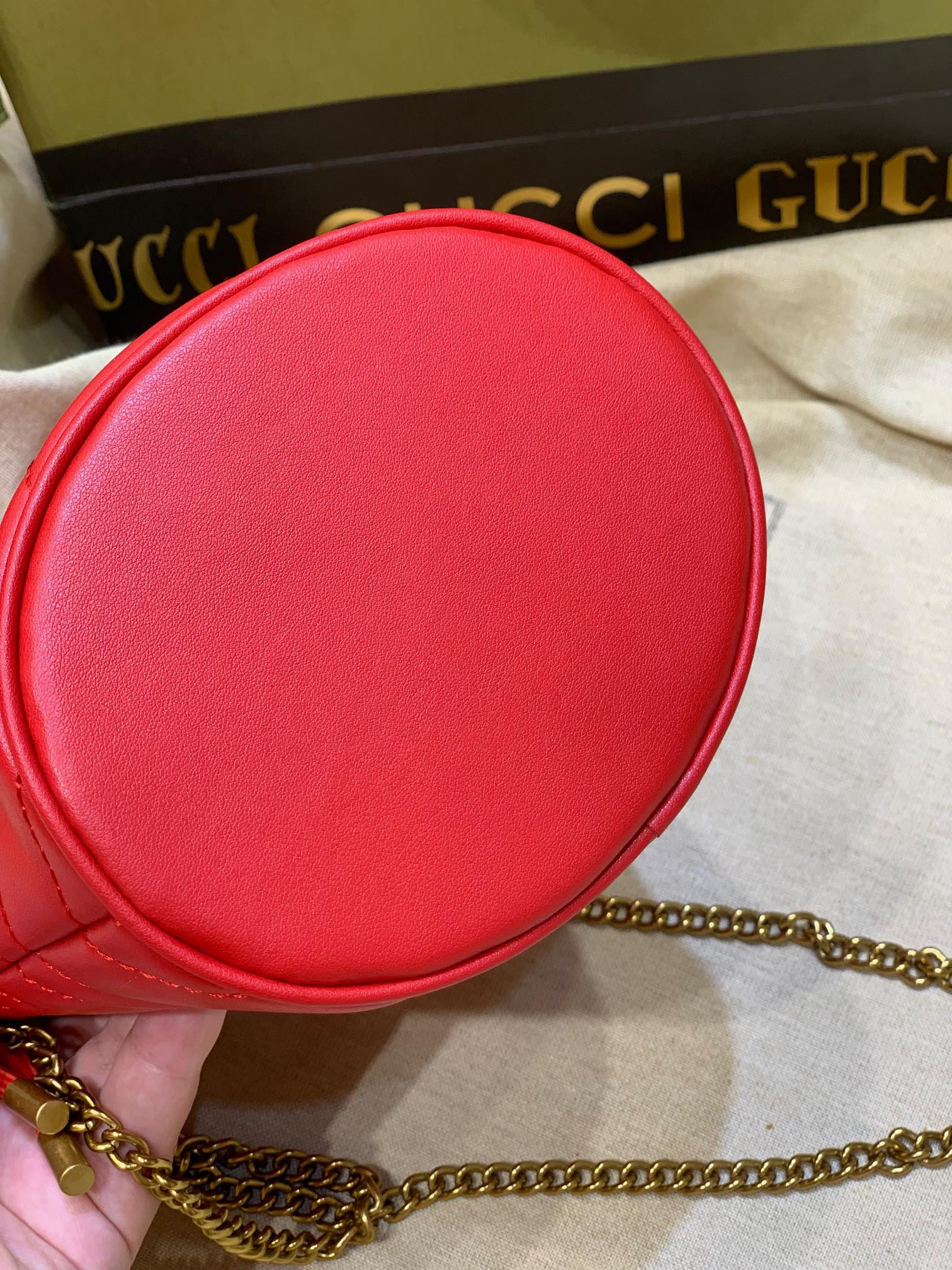 GG Marmont Mini Bucket bag 575163 LM051 19cm