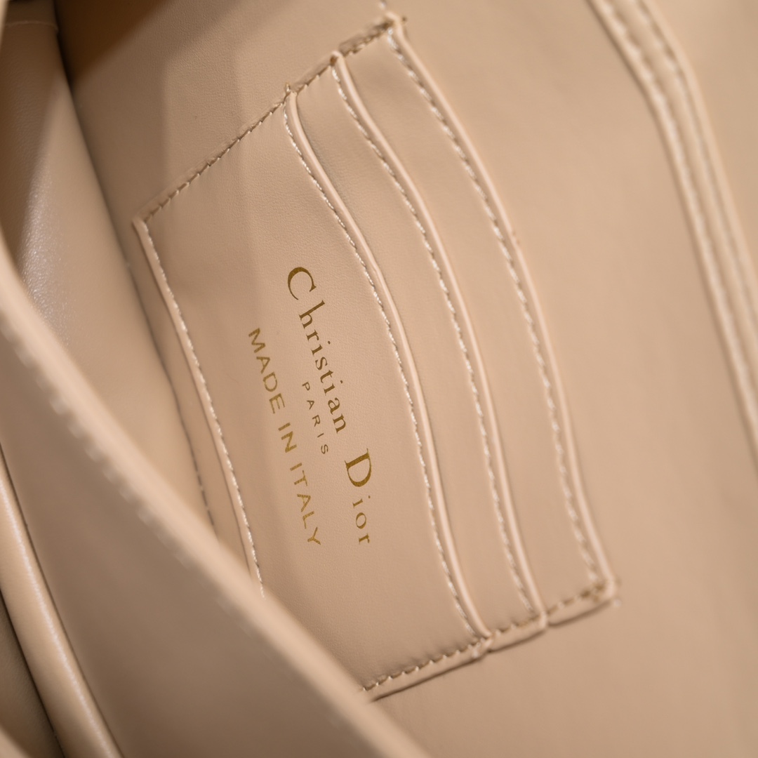 Miss Dior Mini Bag Pink sheep CD2023 XB071 21cm