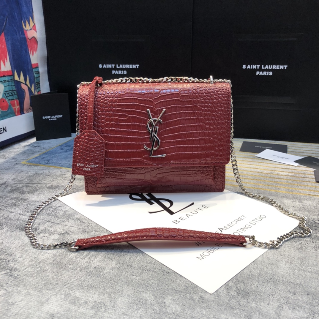 YSL SUNSET MEDIUM CHAIN BAG IN CROCODILE EMBOSSED SHINY LEATHER