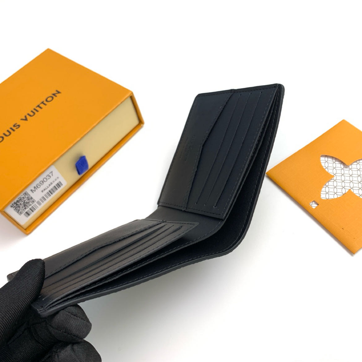 LV Slender Wallets M69037 LM55 12cm