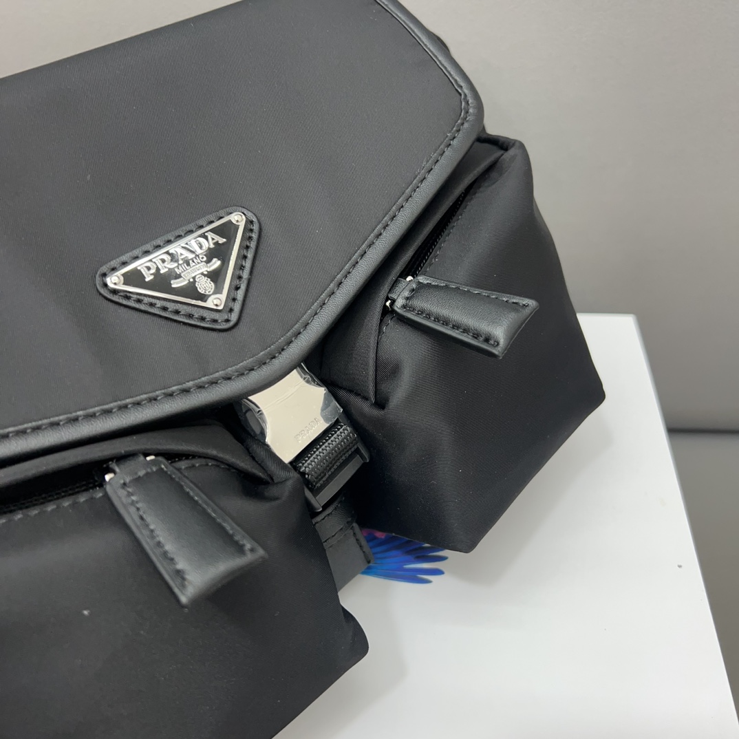 Prada Waist Bag 010 DB561 25cm