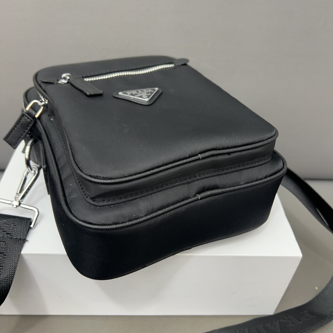Prada Shoulder Bag 011 DB541 21cm