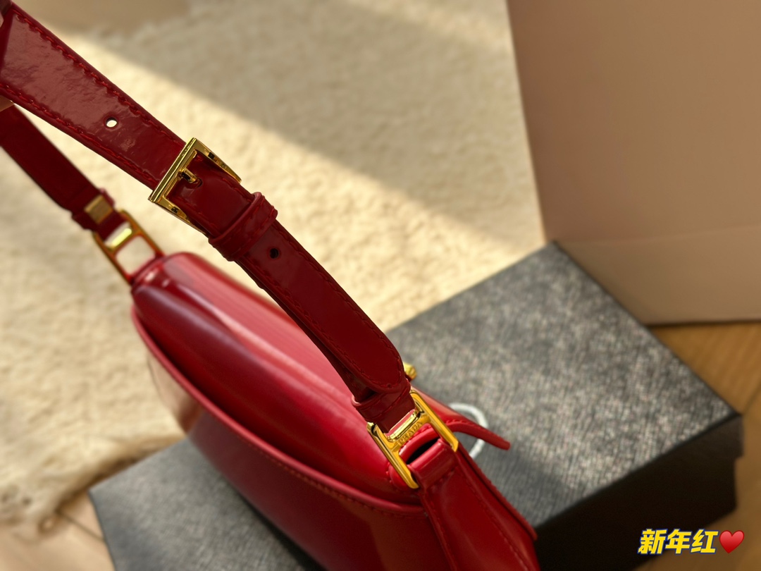 Prada Shoulder Bag 006 DB561 25cm