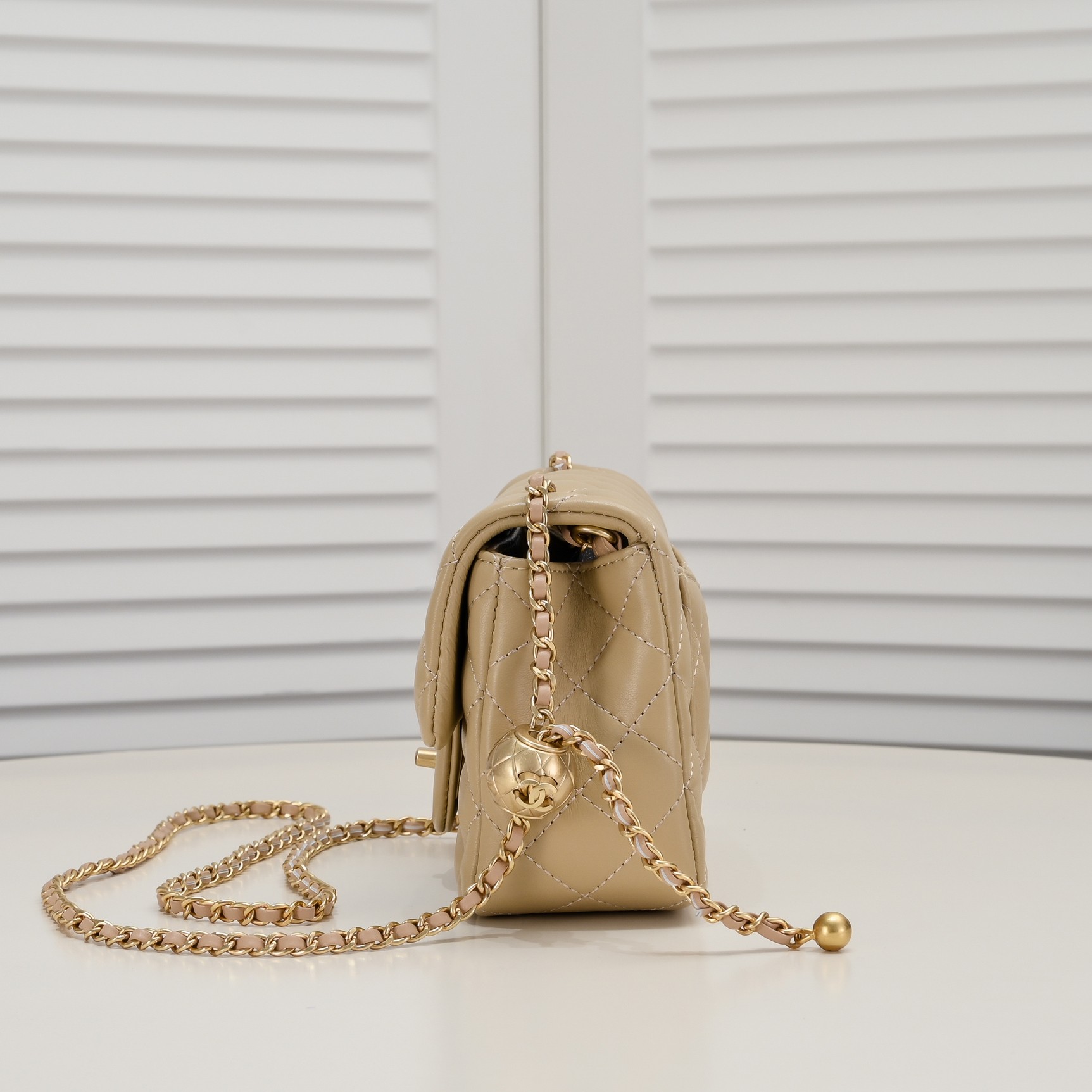 Chanel Cross Body Metal Ball Chain Shoulder Bag Handbag
