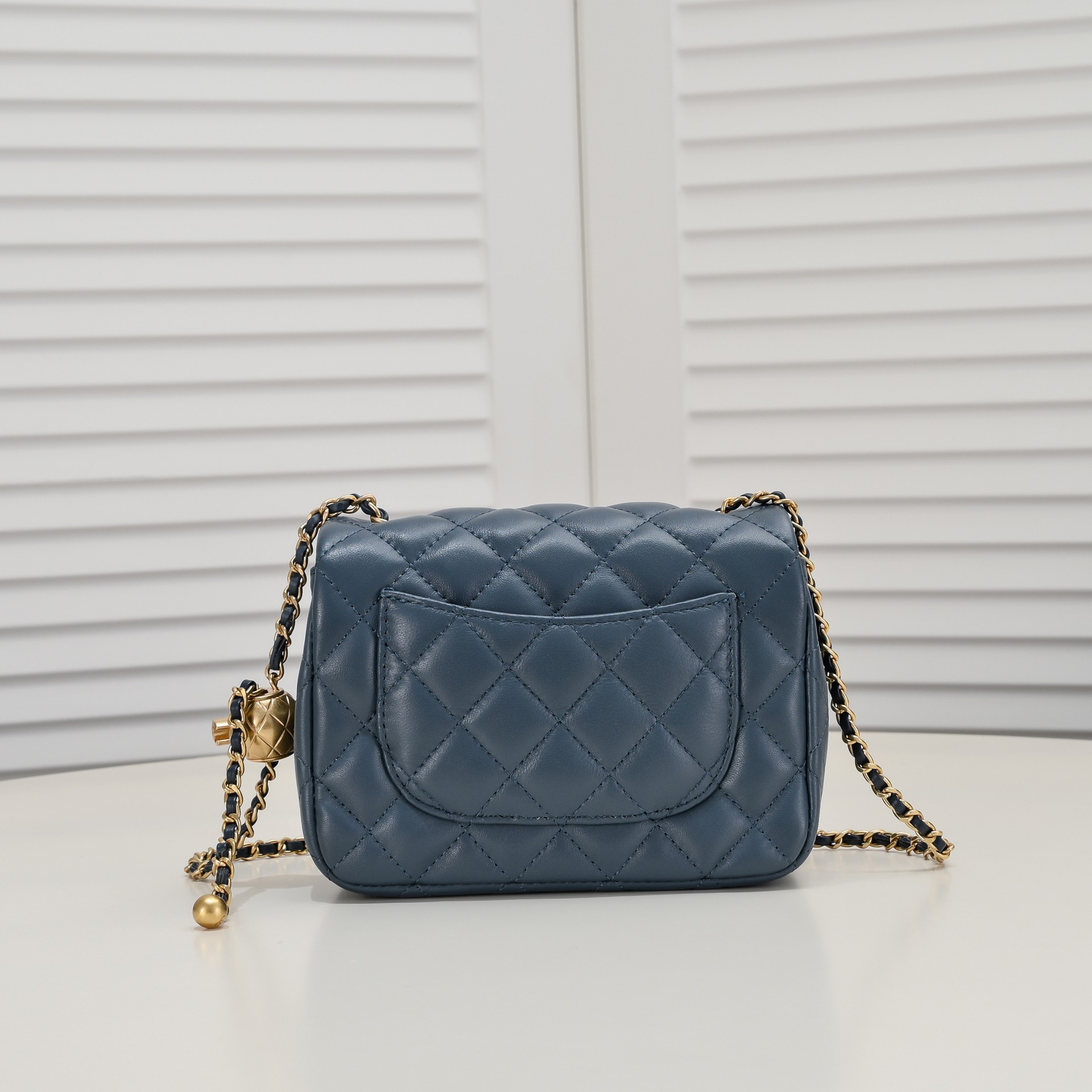 Chanel Cross Body Metal Ball Chain Shoulder Bag Handbag